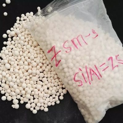 FCC Catalyst Zeolite Zsm-5 Sphere / Ball / Granule With Si/Al Ratio 25